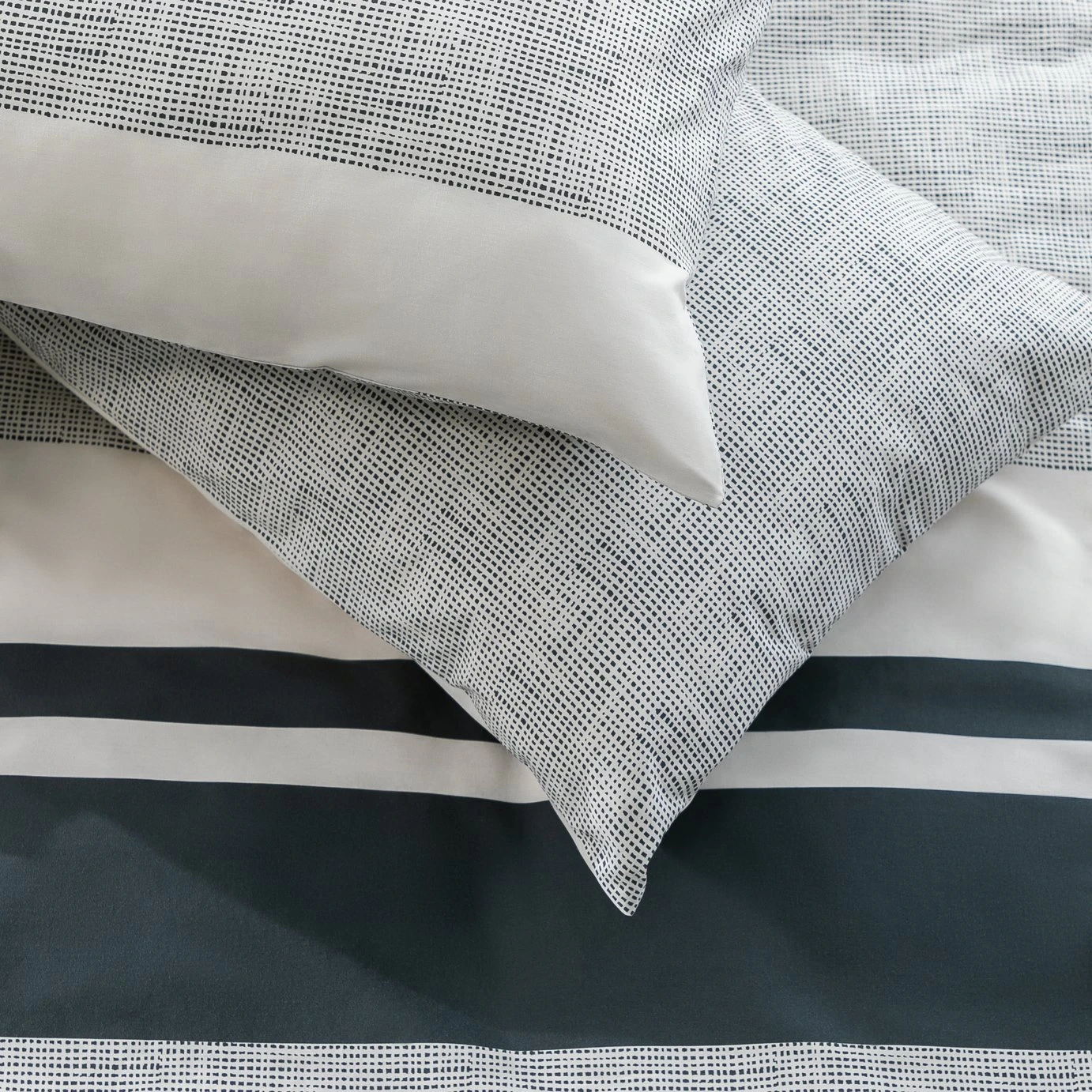 Habitat 180 TC Textured Block Print Bedding Set - Single 6 Habitat 180 TC Textured Block Print Bedding Set - Single - Image 4