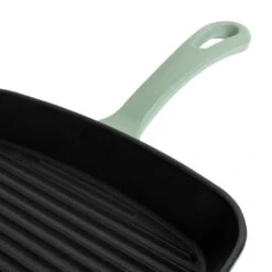 Habitat 23cm Cast Iron Griddle Pan - Sage Green -Home Furnishings Store 1258404 R Z003A