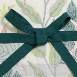 Kew Floral Apron 14 Kew Floral Apron -Home Furnishings Store 1300730 R Z004A