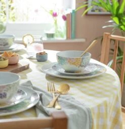 Habitat Floral 12 Piece Porcelain Dinner Set -Home Furnishings Store 1307276 R Z001C