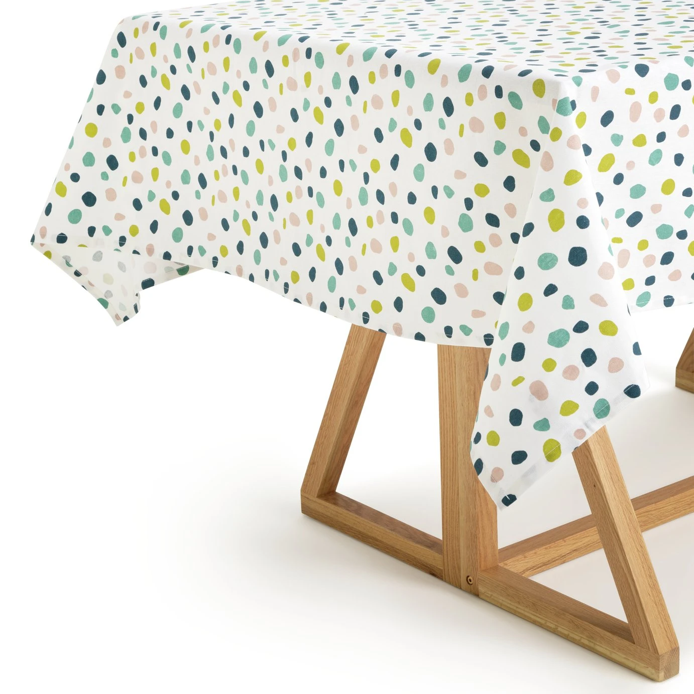 Habitat Spot Wipe Clean Table Cloth - Multicoloured 3 Habitat Spot Wipe Clean Table Cloth - Multicoloured