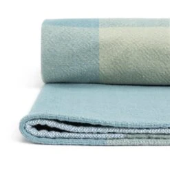 Habitat Gingham Check Handwoven Throw - 125x150cm -Home Furnishings Store 2255451 R Z002A