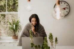 Dreamland Snuggle Up Heated Grey Throw - Large -Home Furnishings Store 2990606 R Z003A