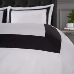 Bianca Cotton 180 TC Tailored Black Bedding Set - Double -Home Furnishings Store 3080292 R Z004A