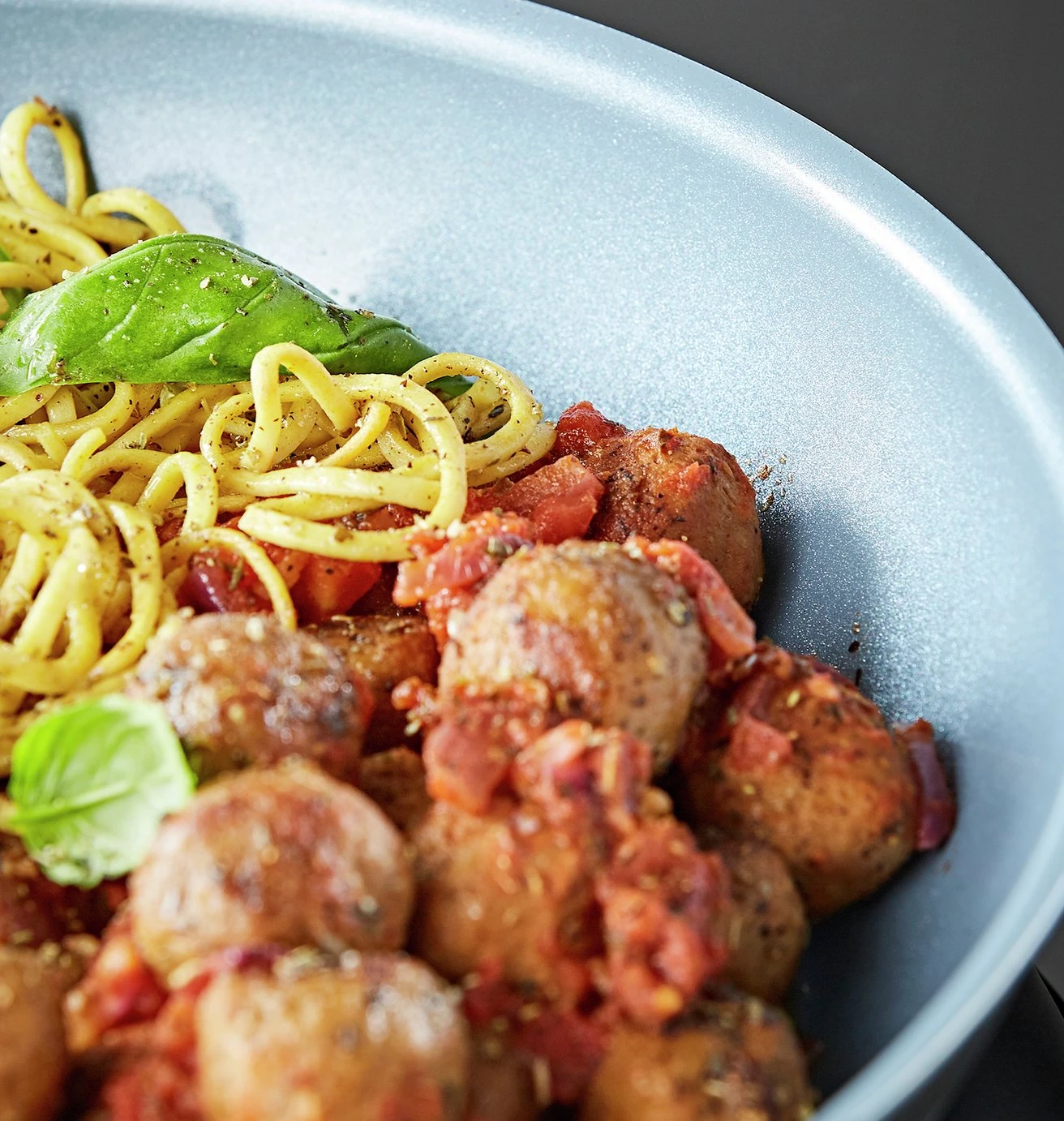 Tower Freedom 13 Piece Aluminium Pan Set - Grey 8 Tower Freedom 13 Piece Aluminium Pan Set - Grey - Image 6