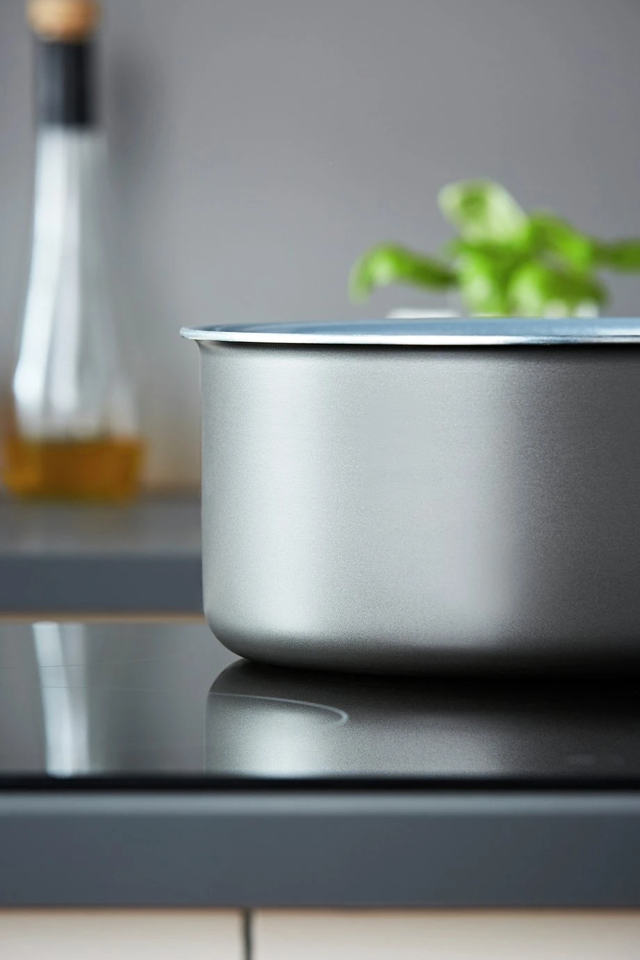 Tower Freedom 13 Piece Aluminium Pan Set - Grey 9 Tower Freedom 13 Piece Aluminium Pan Set - Grey - Image 7