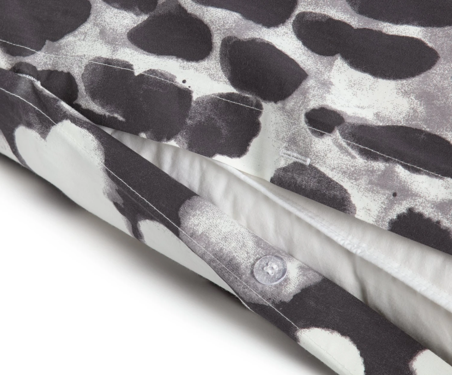 Habitat Cotton Bark Print Black & Grey Bedding Set - Double 8 Habitat Cotton Bark Print Black & Grey Bedding Set - Double - Image 6