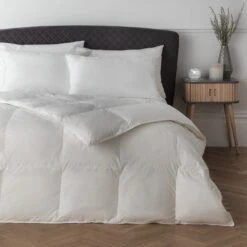 Habitat Duck Feather 10.5 Tog Duvet - Single -Home Furnishings Store 7543429 R Z006C