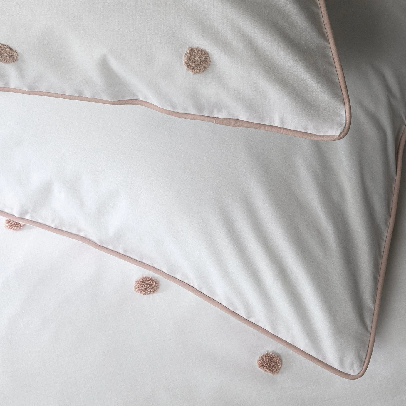 Habitat Tufted Spot Blush Pink Bedding Set - Single 6 Habitat Tufted Spot Blush Pink Bedding Set - Single - Image 4