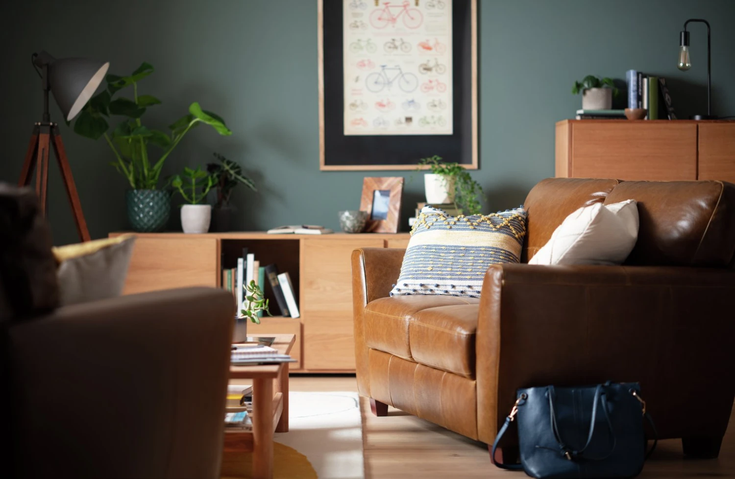 Habitat Milford Leather 2 Seater Sofa - Tan 5 Habitat Milford Leather 2 Seater Sofa - Tan - Image 3