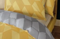 Habitat Industrial Geo Grey Reversible Bedding Set - Single -Home Furnishings Store 9281318 R Z006A