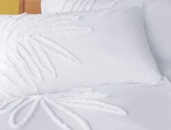 Habitat Cotton Tufted Leaf White Bedding Set - Double -Home Furnishings Store 9328587 R Z004A