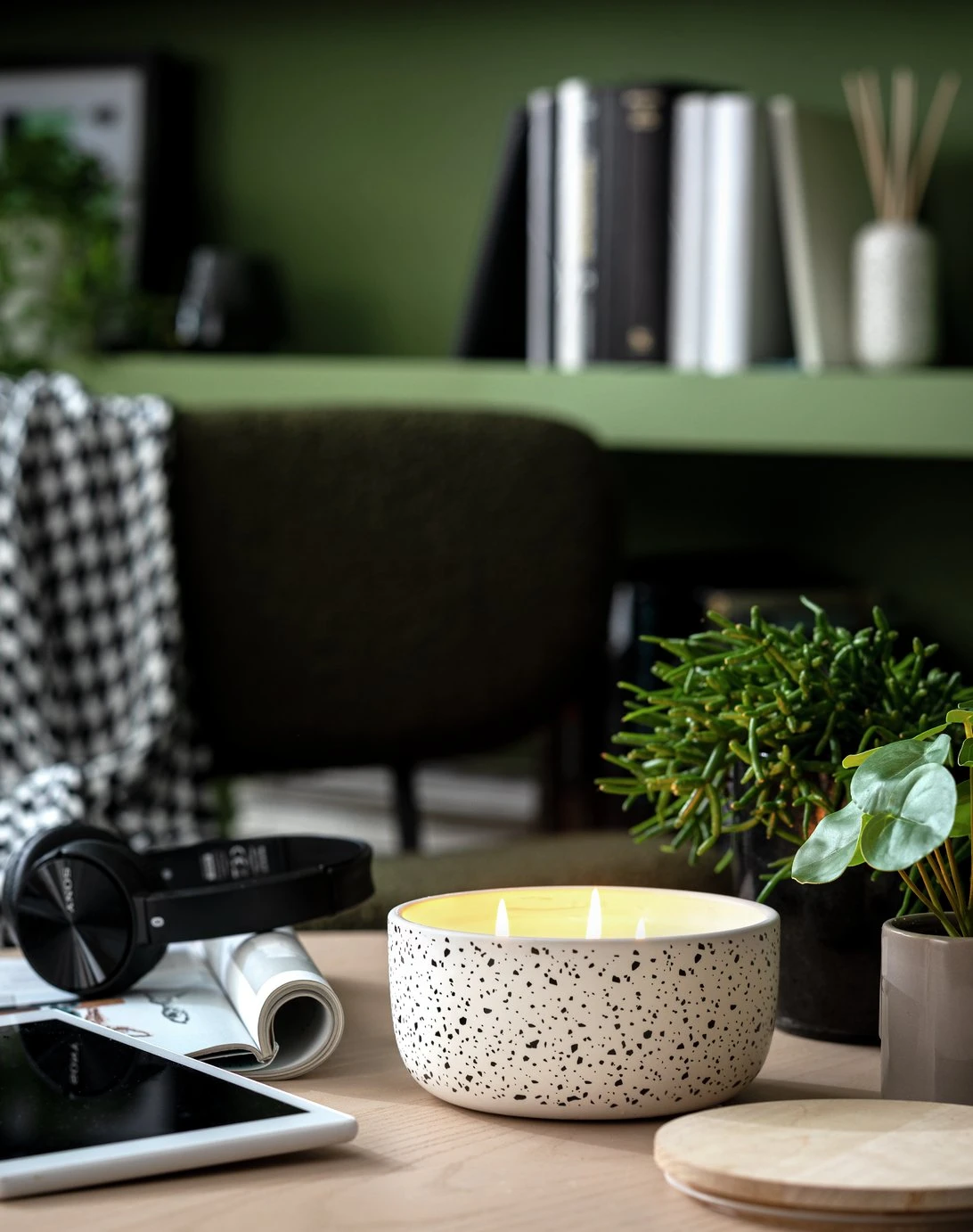 Habitat Modern Multiwick Candle - Hyancith & White Birch 4 Habitat Modern Multiwick Candle - Hyancith & White Birch - Image 2