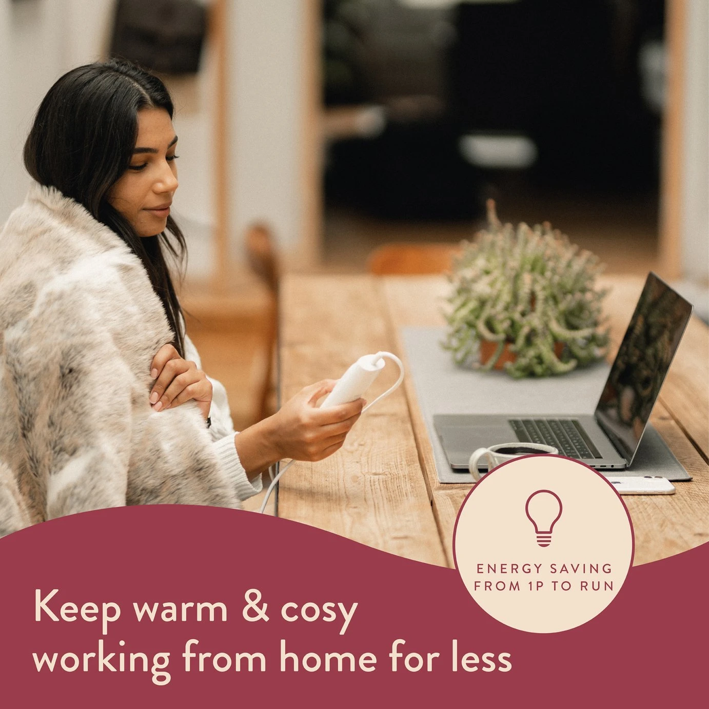 Dreamland Luxury Faux Fur Husky Heated Throw - Large 5 Dreamland Luxury Faux Fur Husky Heated Throw - Large - Image 3