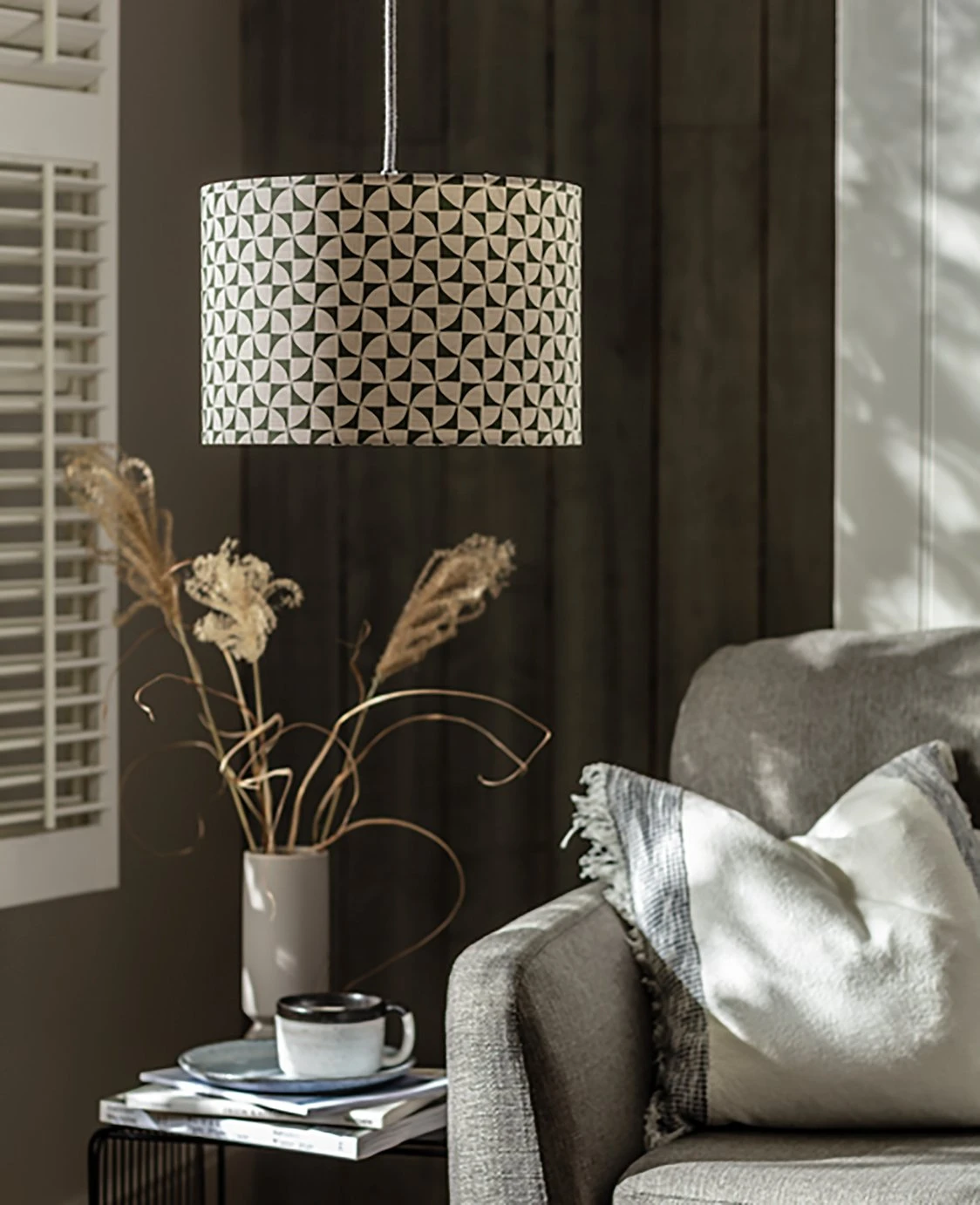 Habitat Cabin Retreat 30cm Block Shade - Green And White 8 Habitat Cabin Retreat 30cm Block Shade - Green And White - Image 6