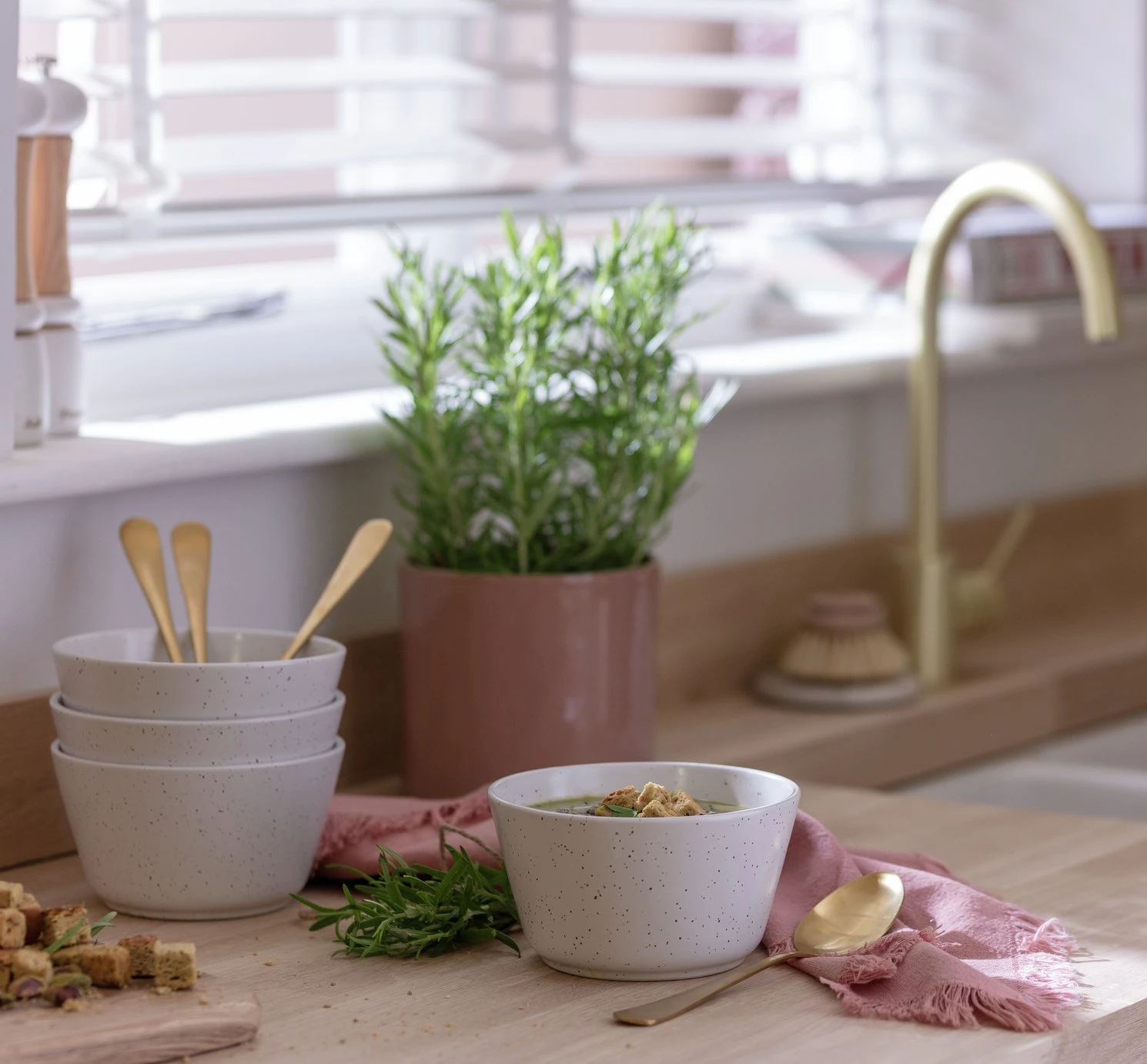 Habitat Addison Set Of 4 Stoneware Cereal Bowl - White 4 Habitat Addison Set Of 4 Stoneware Cereal Bowl - White - Image 2