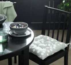 Habitat Spot Pack Of 2 Seat Cushion - Grey And White -Home Furnishings Store 9616787 R Z001C