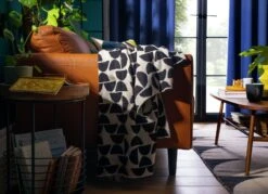 Habitat Geo Woven Throw - Black & White - 120x170cm -Home Furnishings Store 9646733 R Z001C