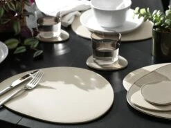 Habitat Set Of 4 Faux Leather Pebble Placemats And Coasters -Home Furnishings Store 9652923 R Z001C